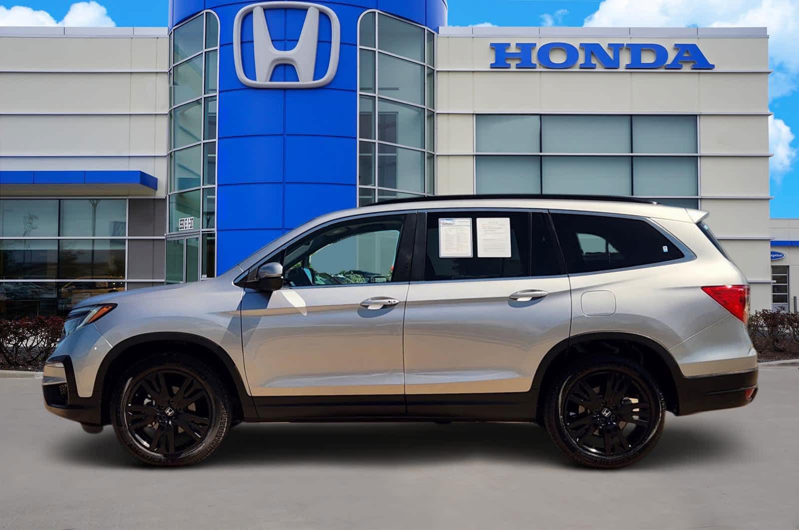 Thumbnail: 2022 Honda Pilot - 3