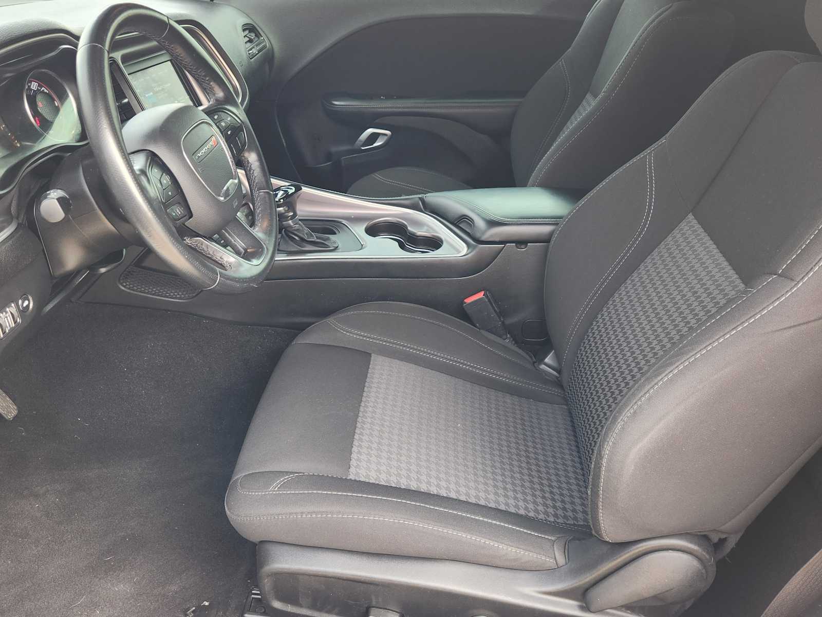 Thumbnail: 2022 Dodge Challenger - 10