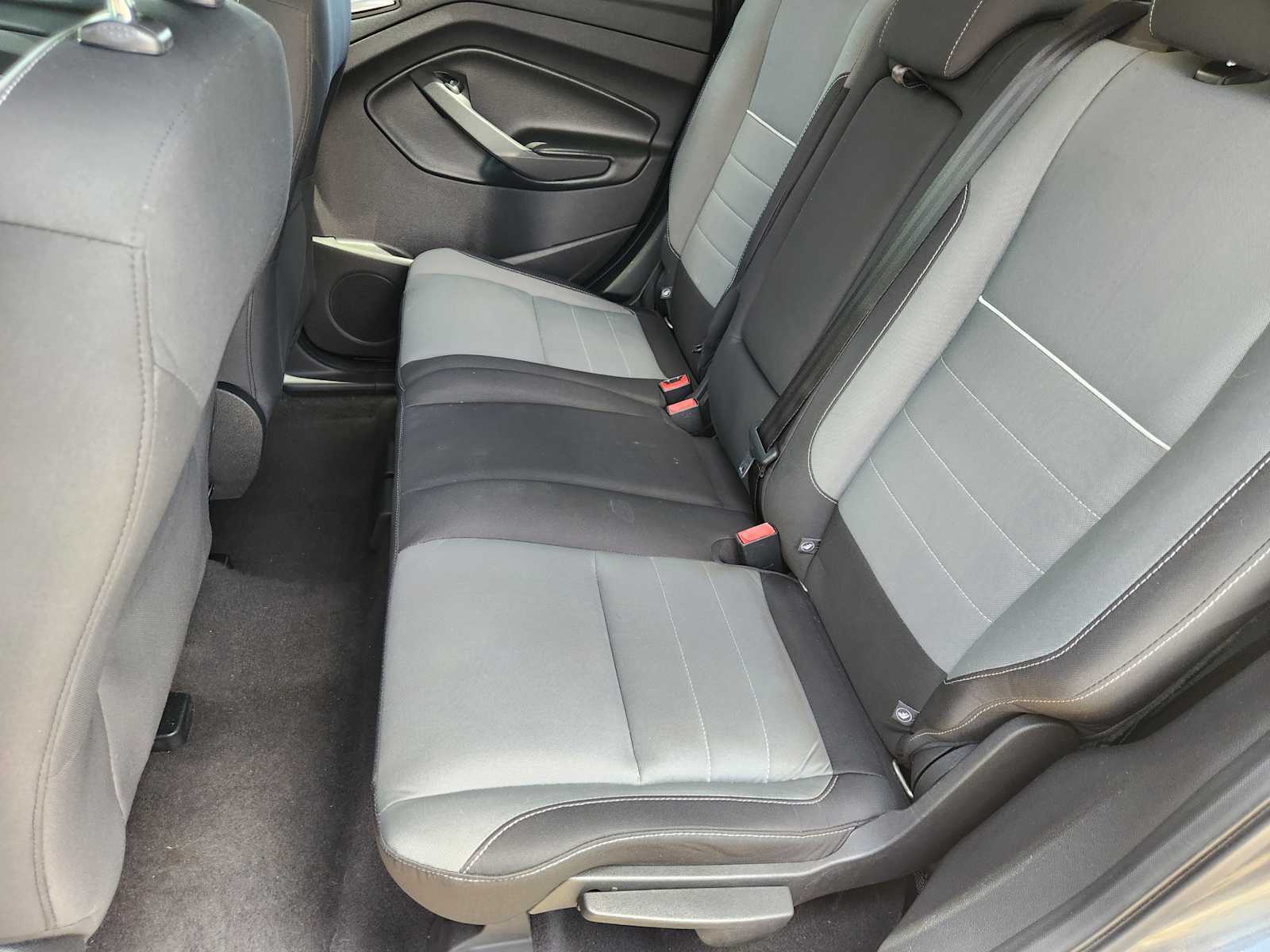 Thumbnail: 2015 Ford Escape - 13
