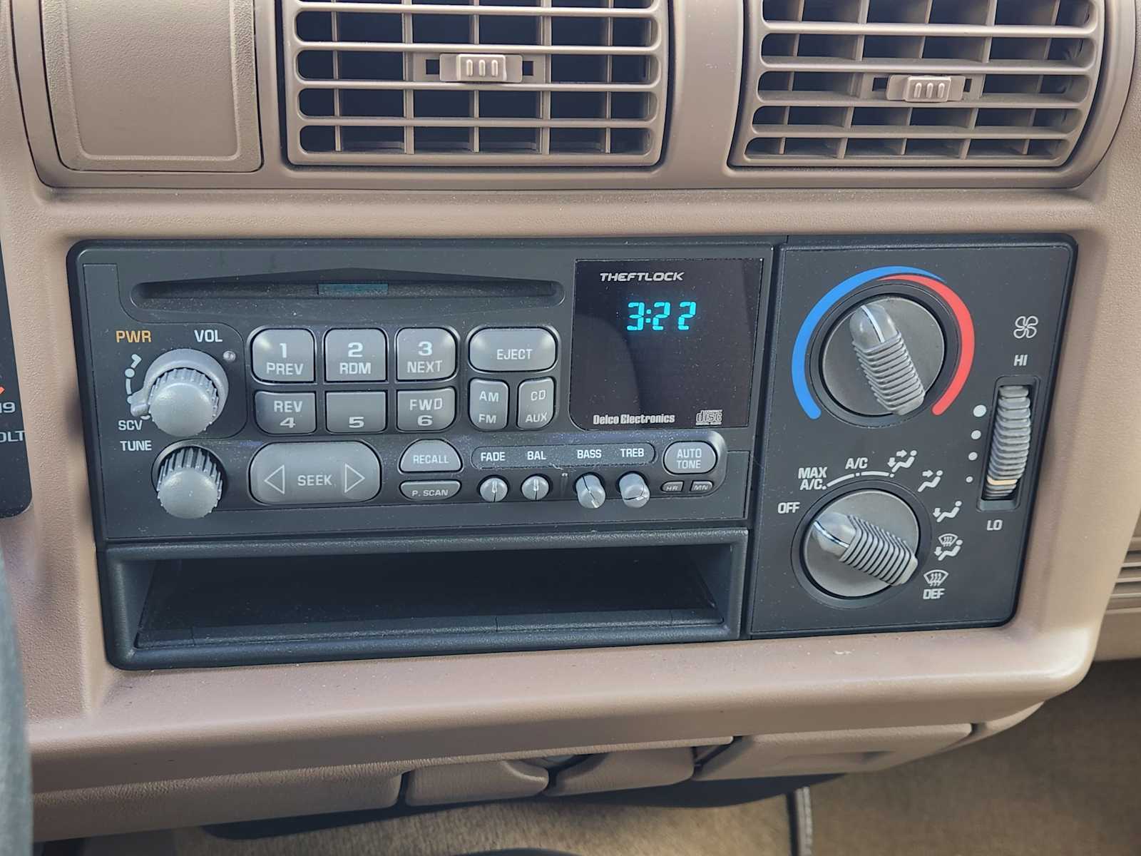 Thumbnail: 1997 Chevrolet Blazer - 14
