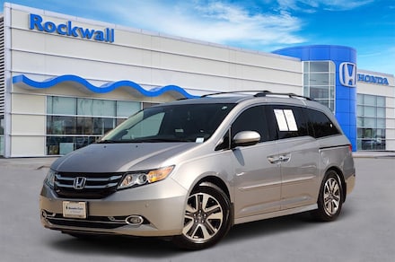 2016 Honda Odyssey Touring Van Passenger Van