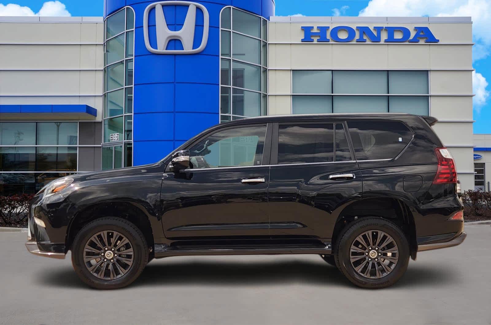 Thumbnail: 2021 Lexus GX - 2