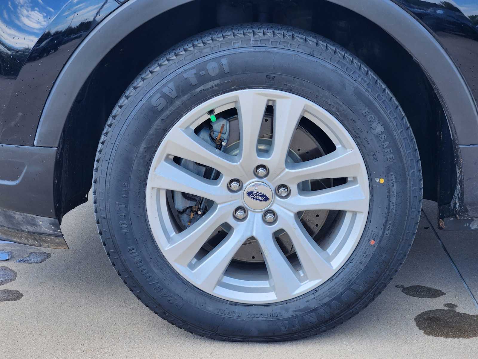 Thumbnail: 2018 Ford Explorer - 21