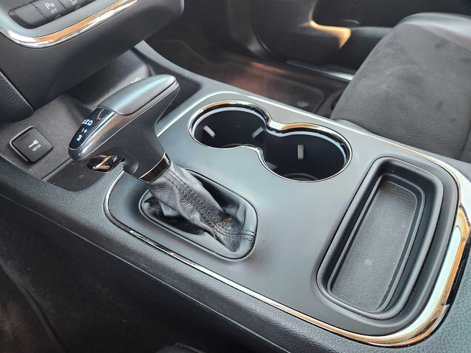 Thumbnail: 2018 Dodge Durango - 18