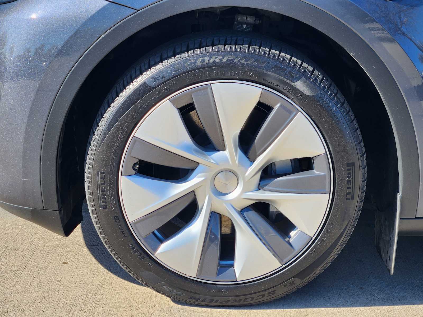 Thumbnail: 2023 Tesla Model Y - 22