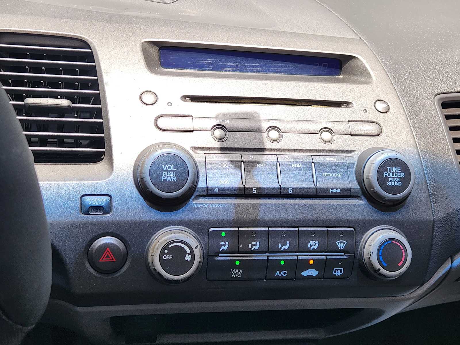Thumbnail: 2011 Honda Civic - 16