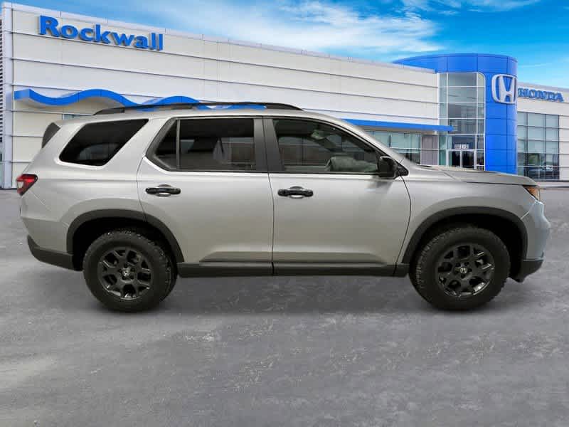 Thumbnail: 2025 Honda Pilot - 8