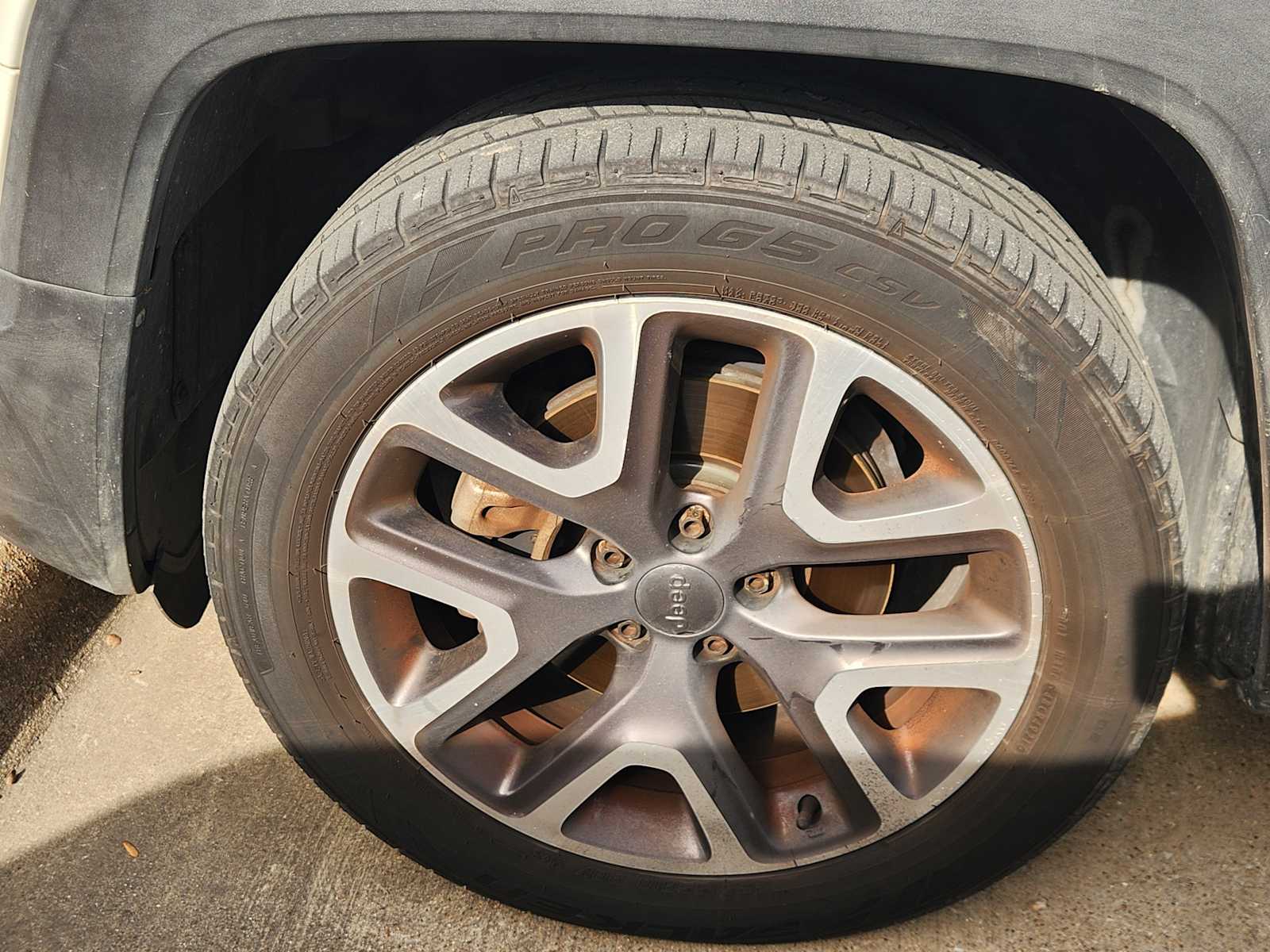 Thumbnail: 2015 Jeep Renegade - 9