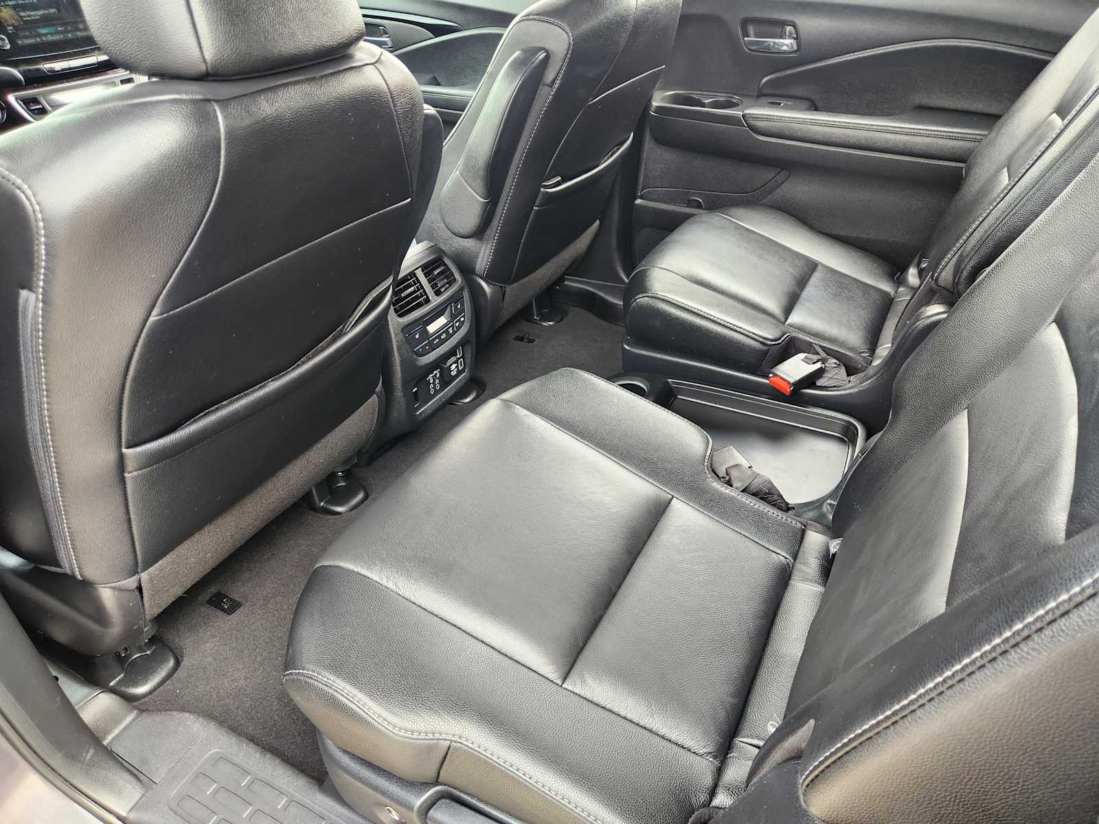 Thumbnail: 2022 Honda Pilot - 12