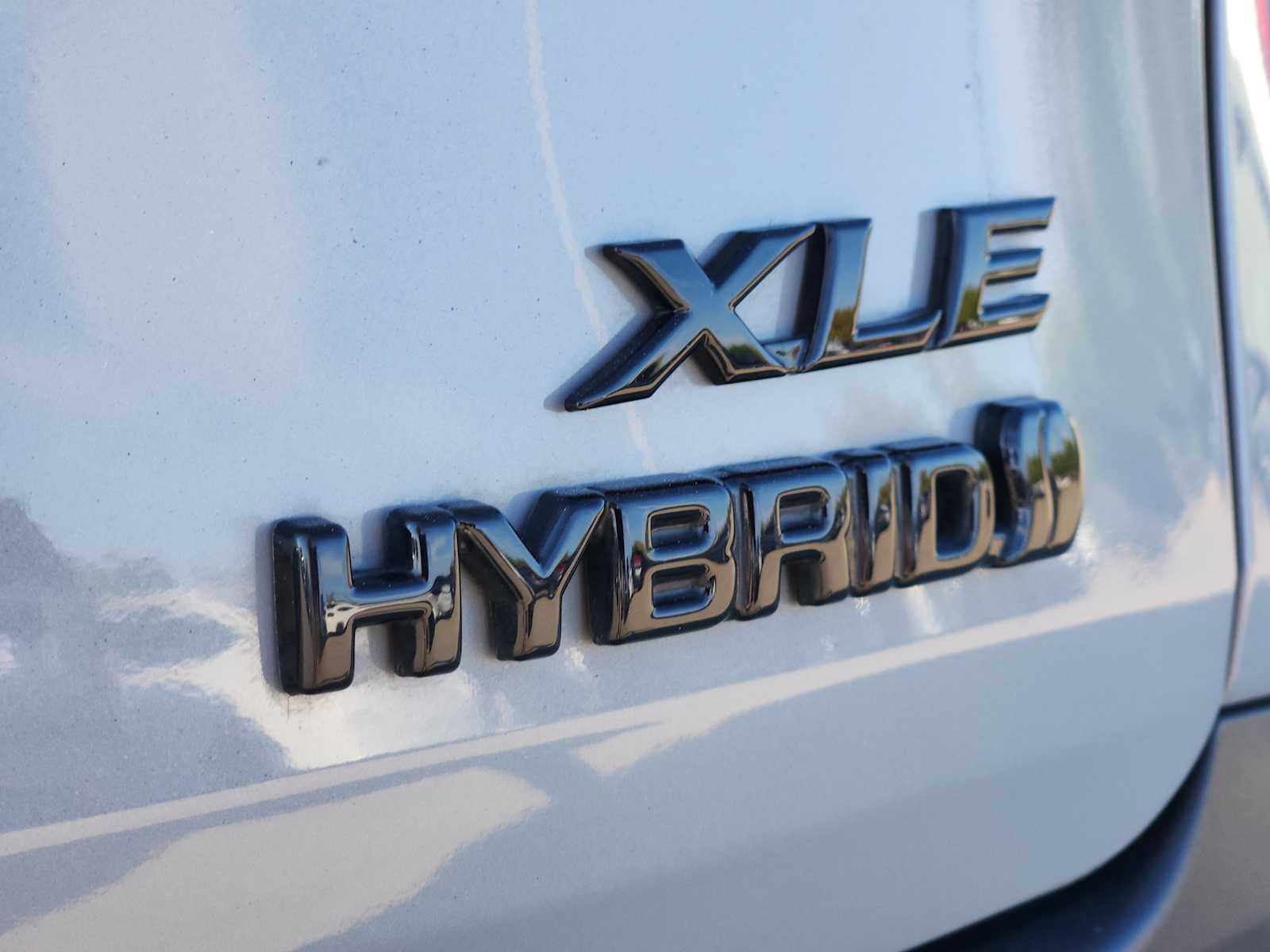 Thumbnail: 2023 Toyota Sienna - 7