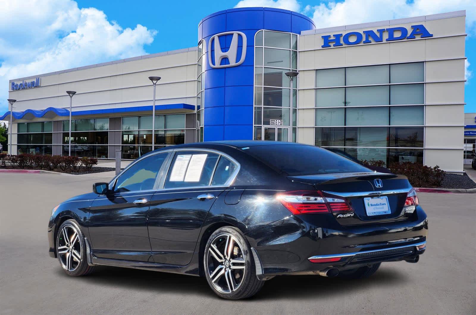 Thumbnail: 2016 Honda Accord - 4