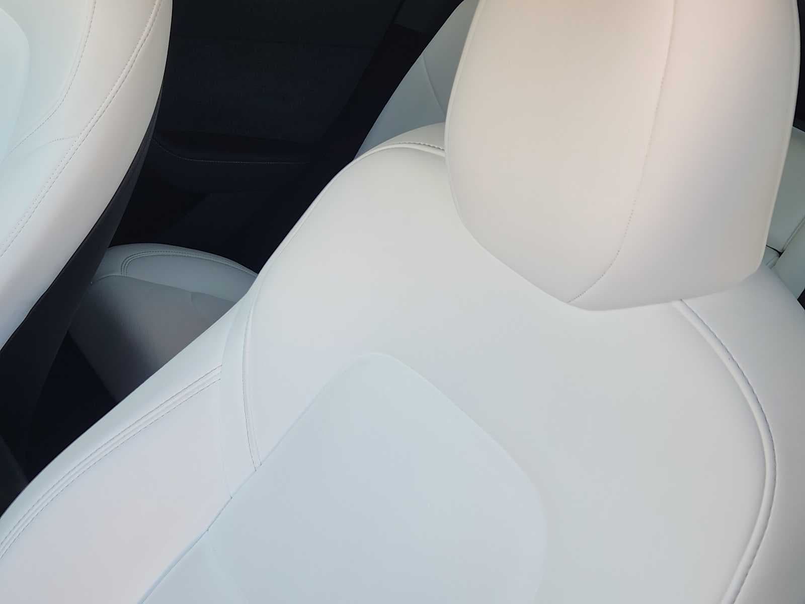 Thumbnail: 2023 Tesla Model Y - 24