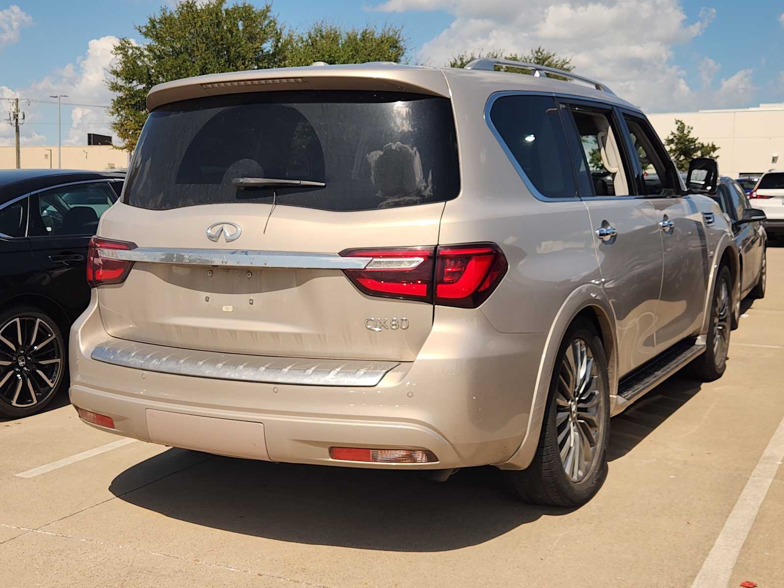 Thumbnail: 2018 INFINITI QX80 - 4