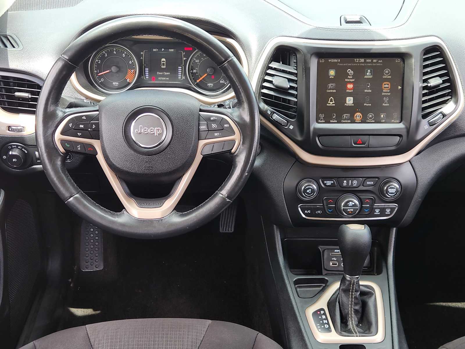 Thumbnail: 2015 Jeep Cherokee - 15
