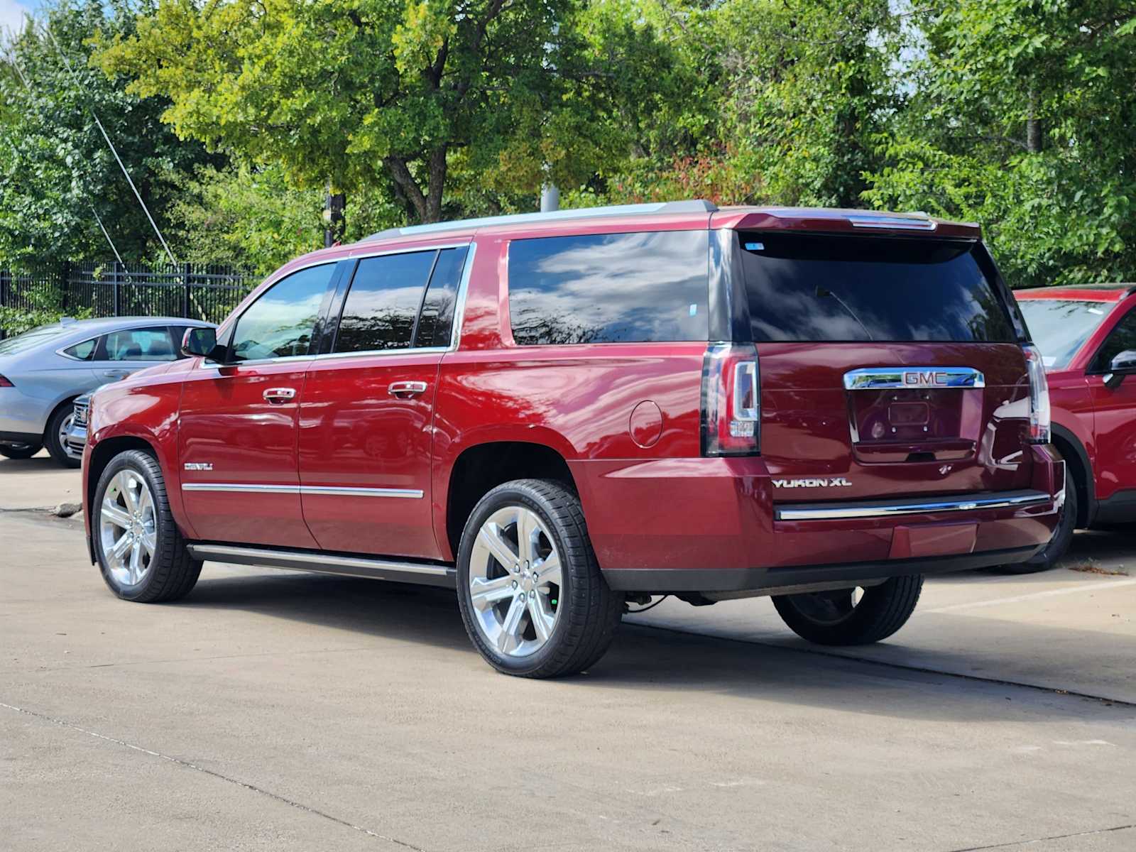2019 Gmc Yukon XL Denali photo 4
