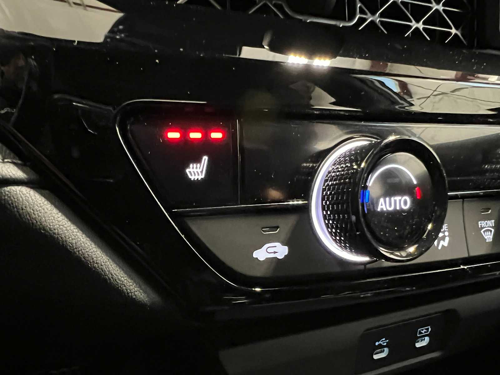 Thumbnail: 2025 Honda Accord - 24