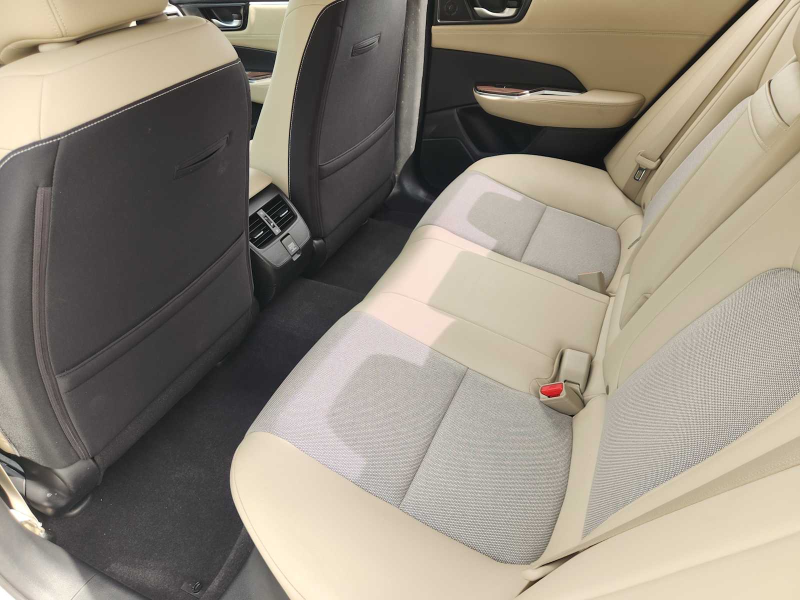 Thumbnail: 2019 Honda Clarity - 12