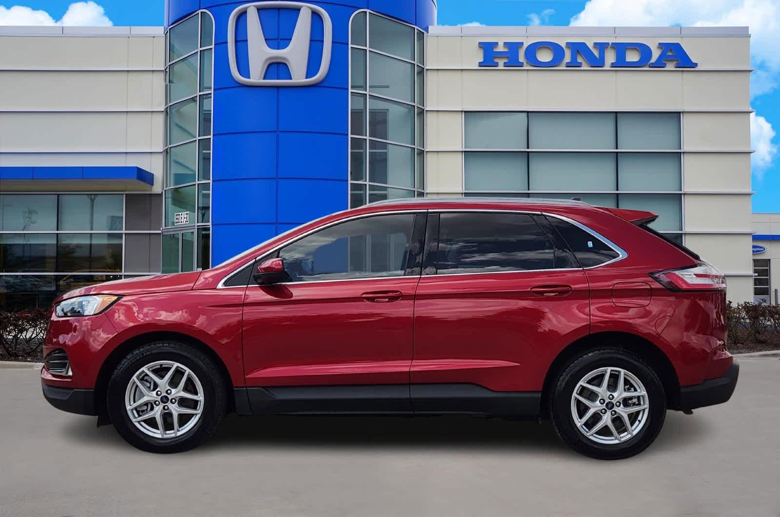 Thumbnail: 2022 Ford Edge - 3