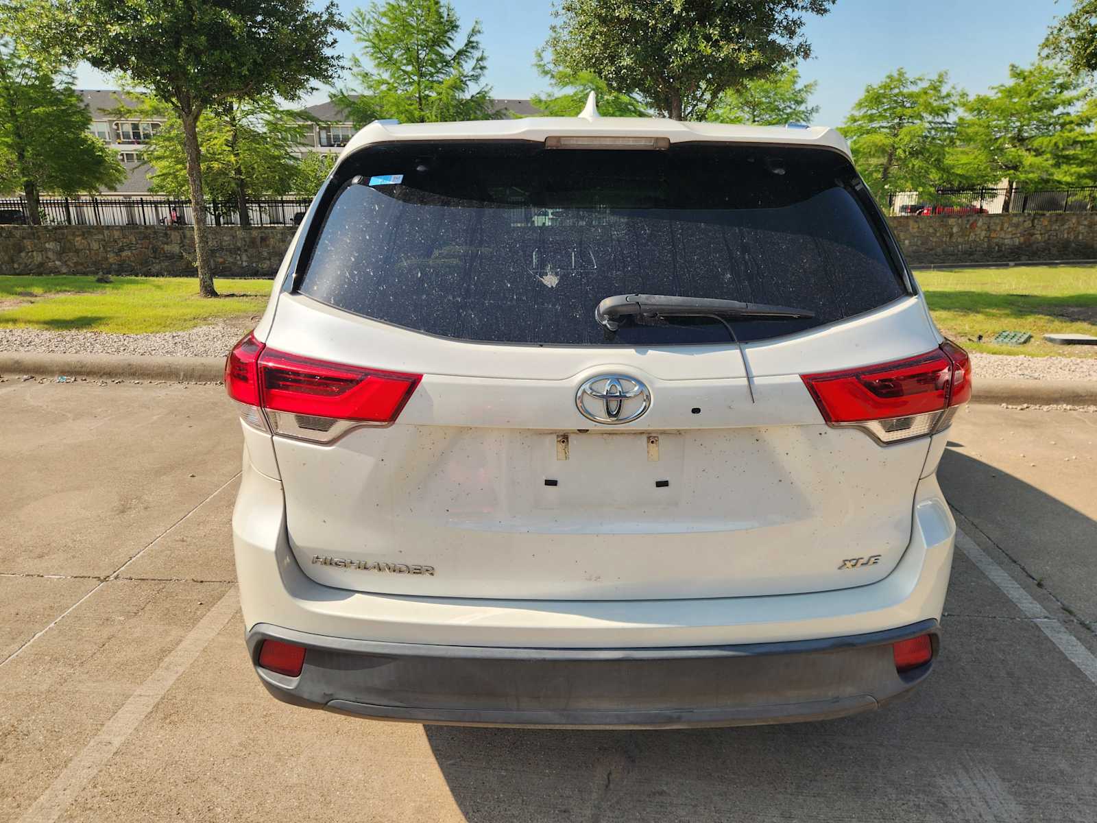 Thumbnail: 2019 Toyota Highlander - 4