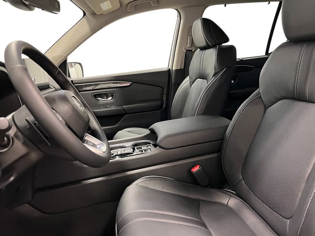 Thumbnail: 2025 Honda Pilot - 13