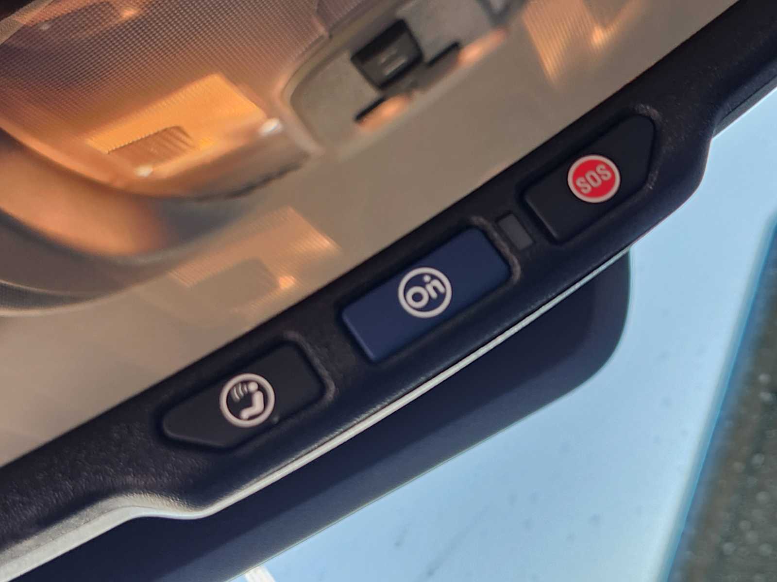 Thumbnail: 2013 Chevrolet Equinox - 28