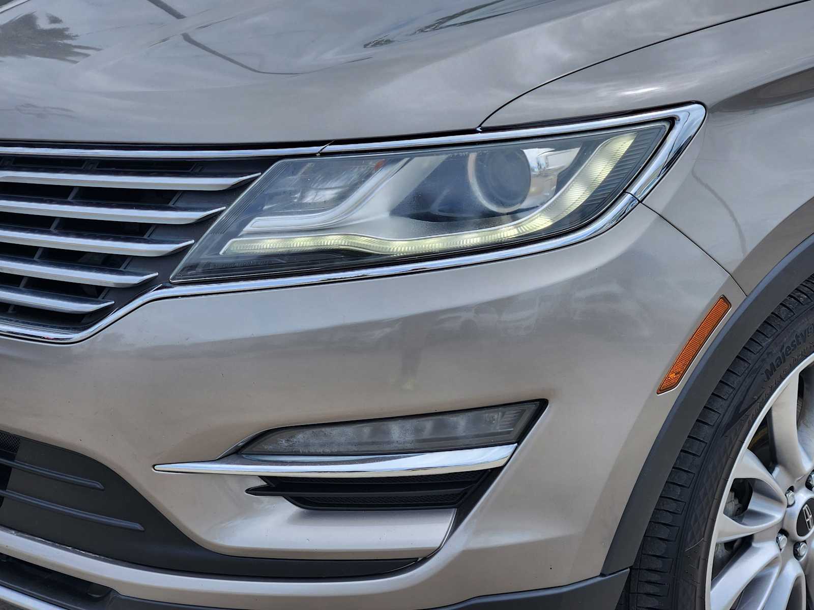 Thumbnail: 2017 Lincoln MKC - 23