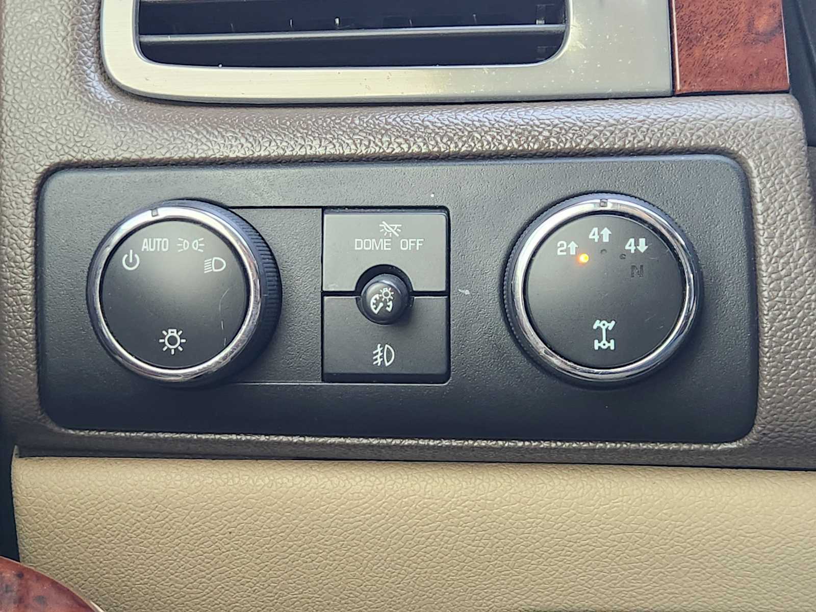 Thumbnail: 2013 Chevrolet Silverado 2500 - 27