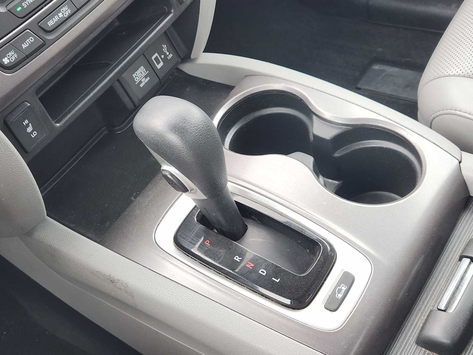 Thumbnail: 2017 Honda Ridgeline - 17