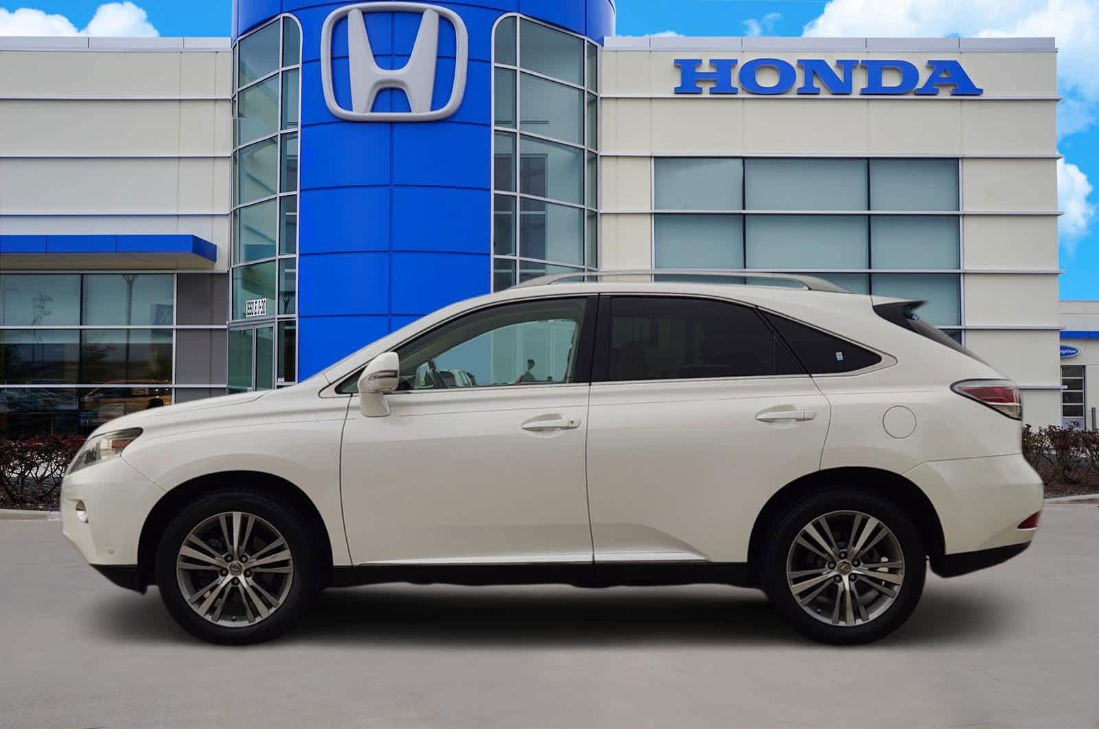 Thumbnail: 2015 Lexus RX - 2