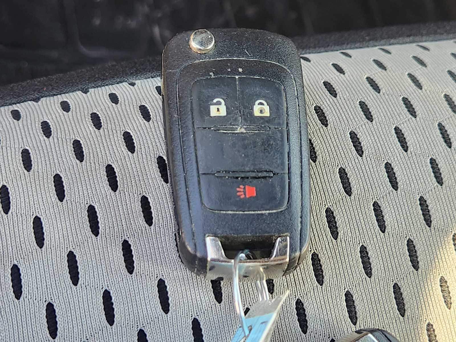 Thumbnail: 2013 Chevrolet Equinox - 20