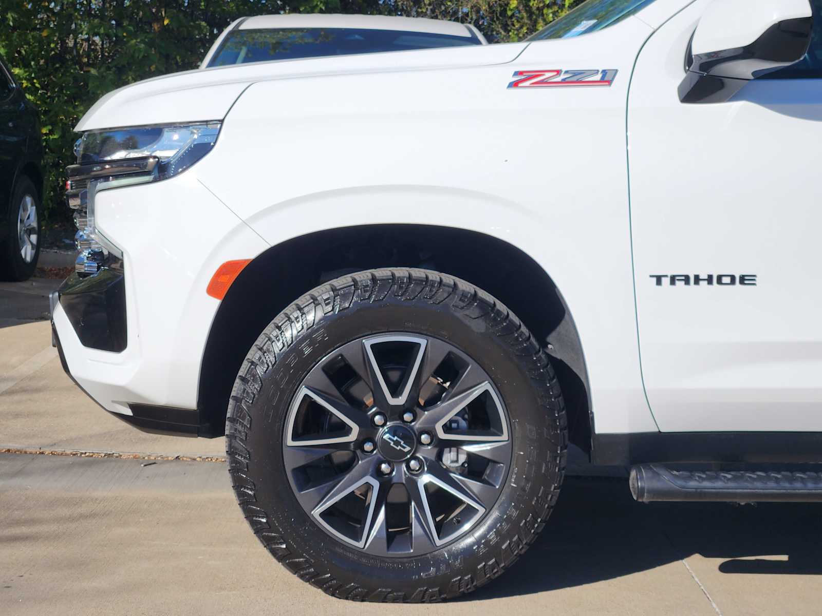 Thumbnail: 2022 Chevrolet Tahoe - 8