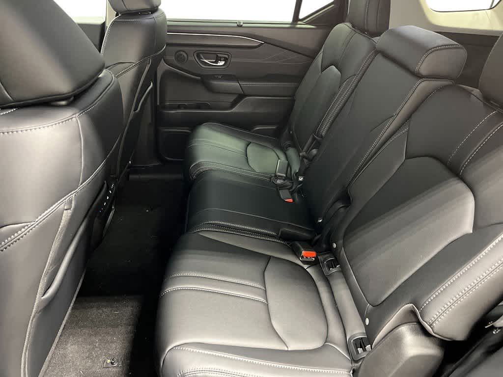Thumbnail: 2026 Honda Pilot - 25
