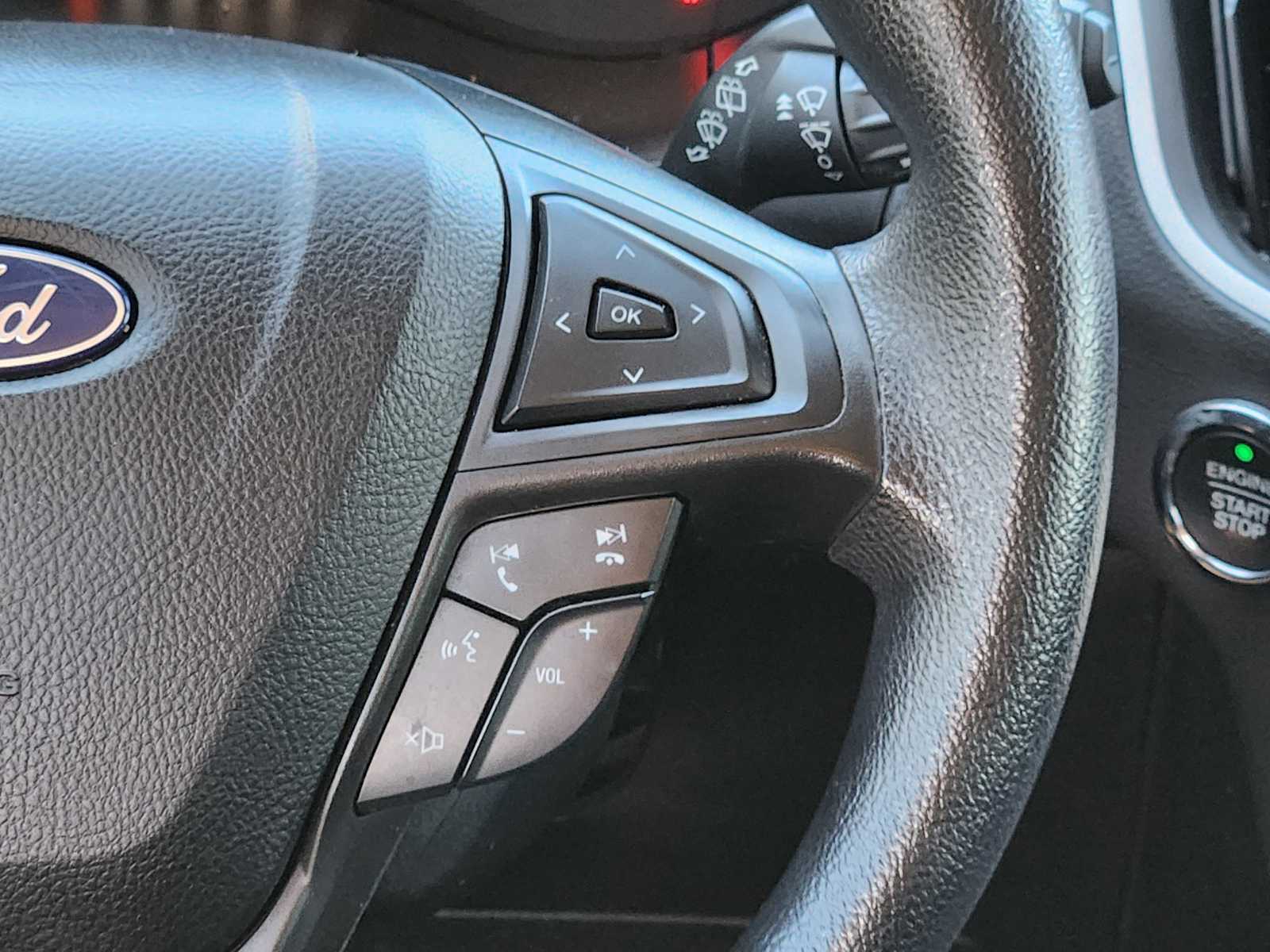 Thumbnail: 2022 Ford Edge - 32