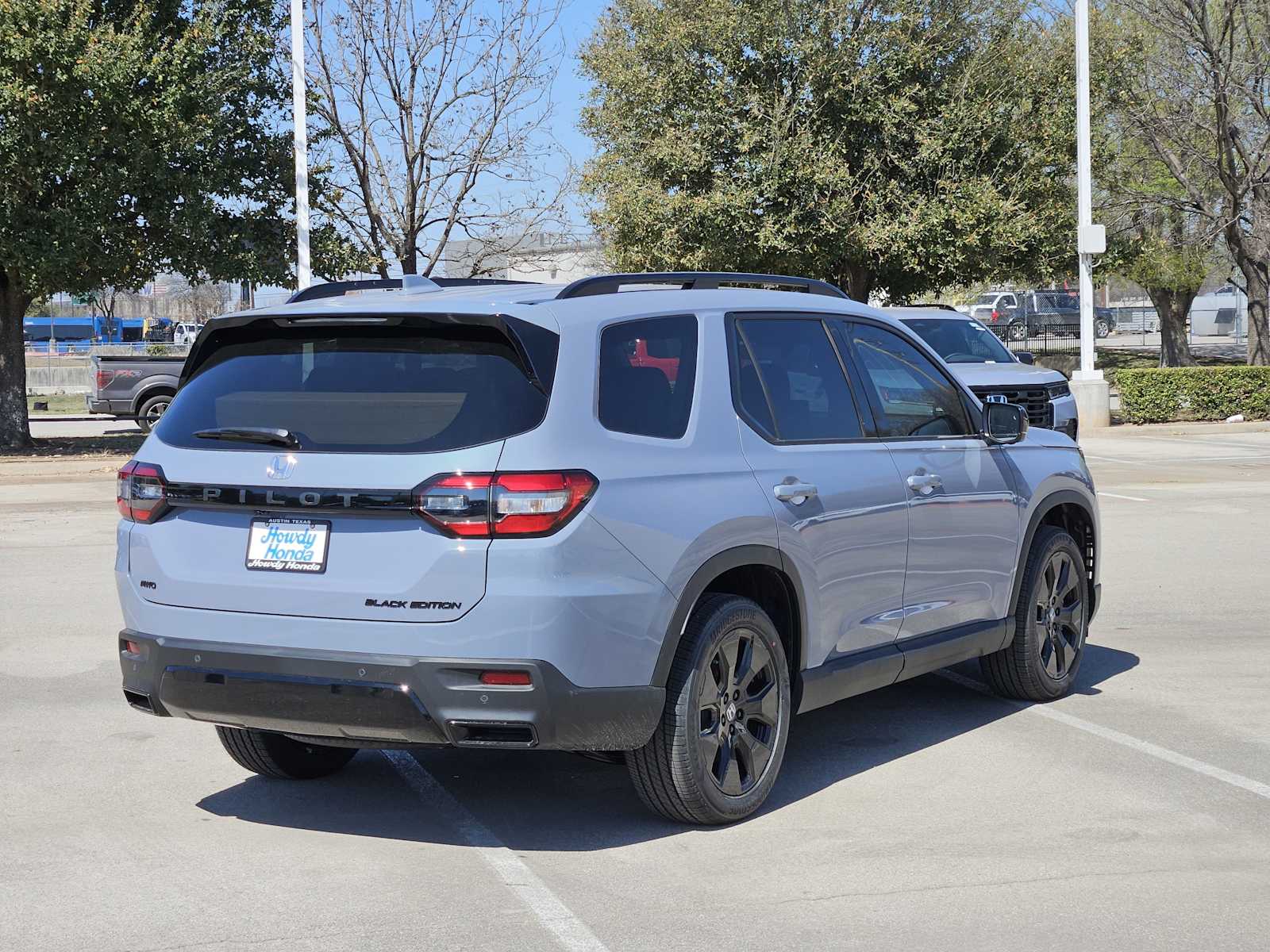 Thumbnail: 2026 Honda Pilot - 5