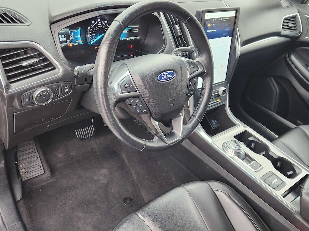 Used 2022 Ford Edge Titanium SUV