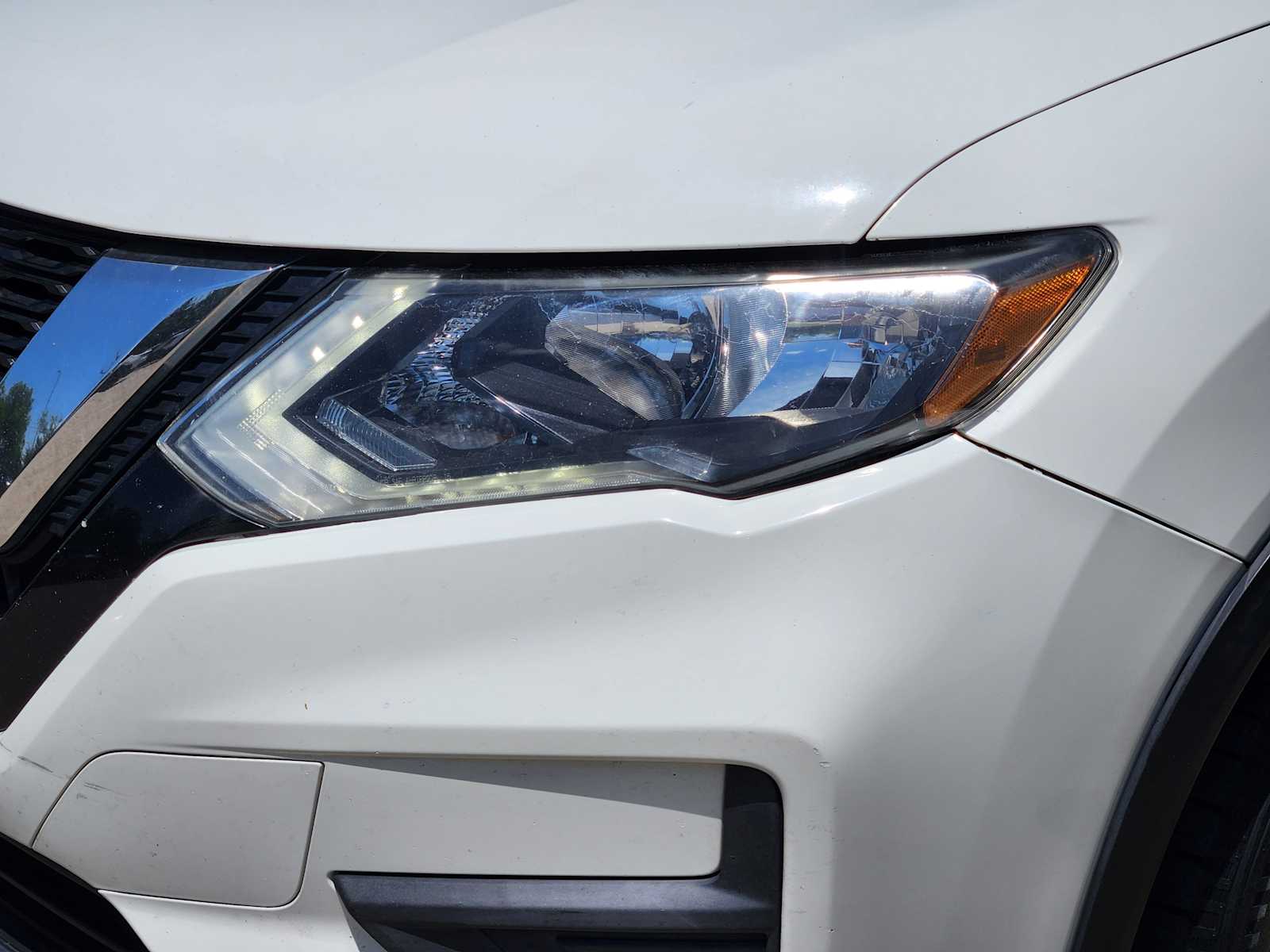Thumbnail: 2017 Nissan Rogue - 23