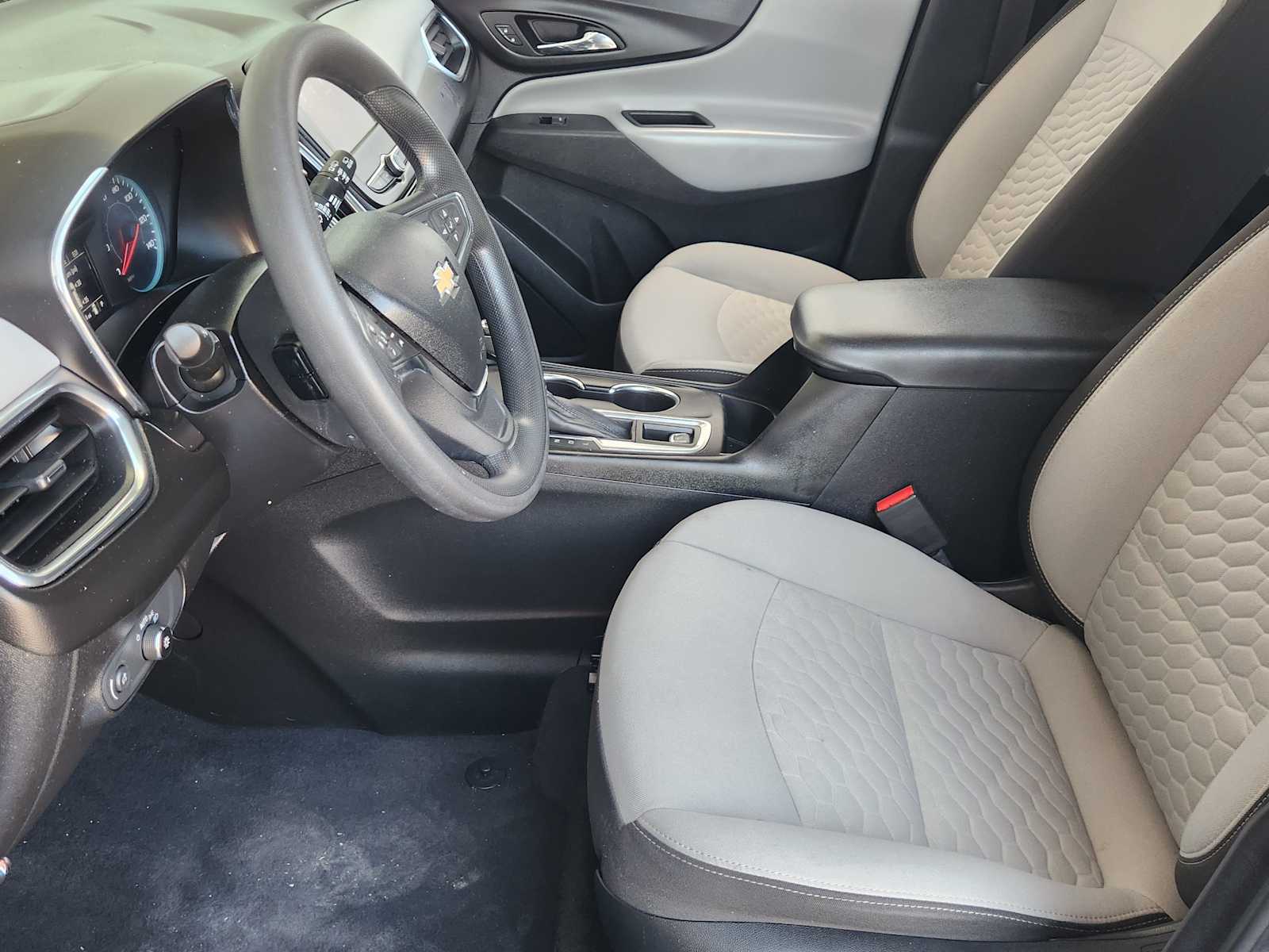 Thumbnail: 2020 Chevrolet Equinox - 10