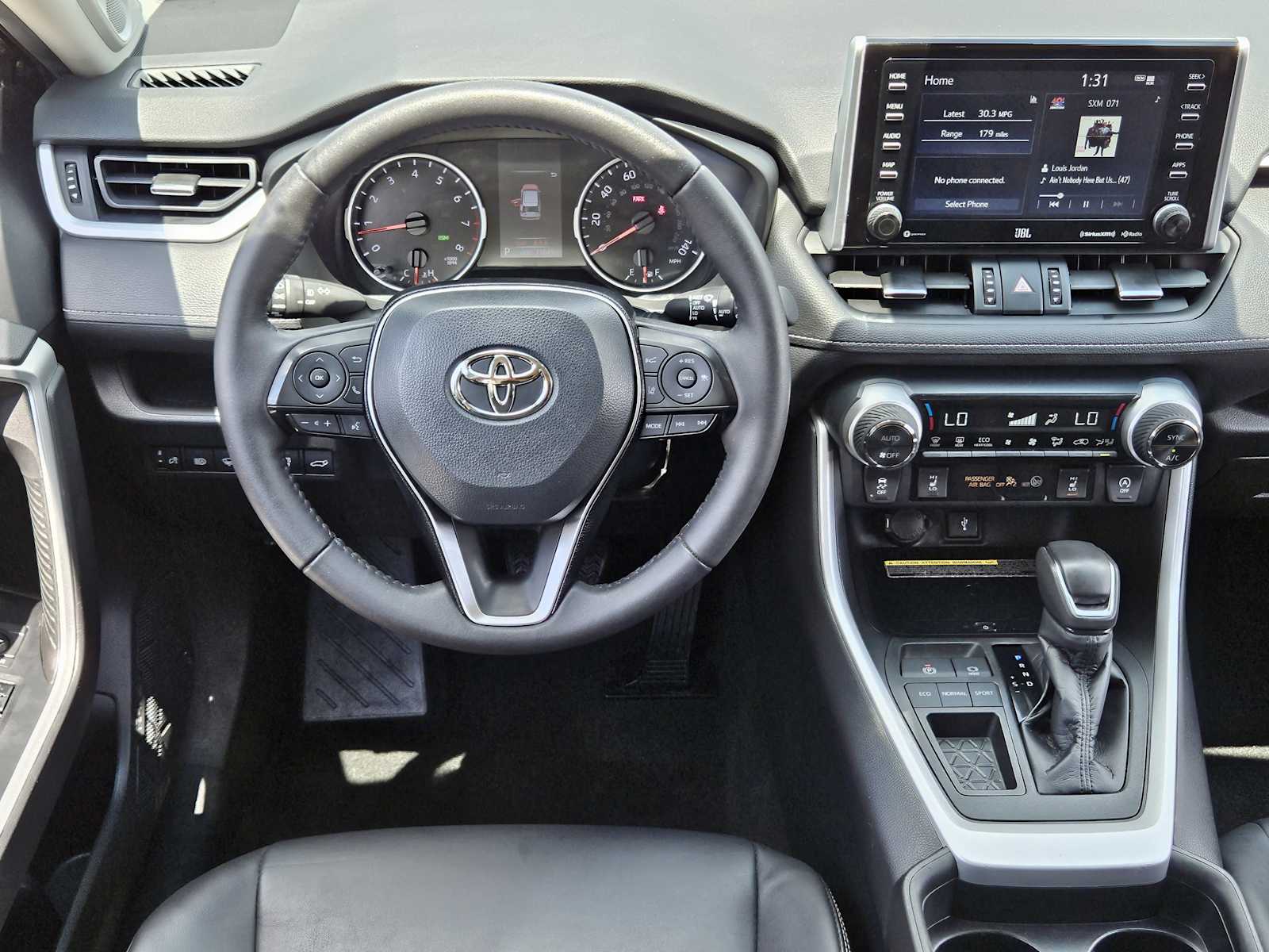 Thumbnail: 2021 Toyota RAV4 - 16