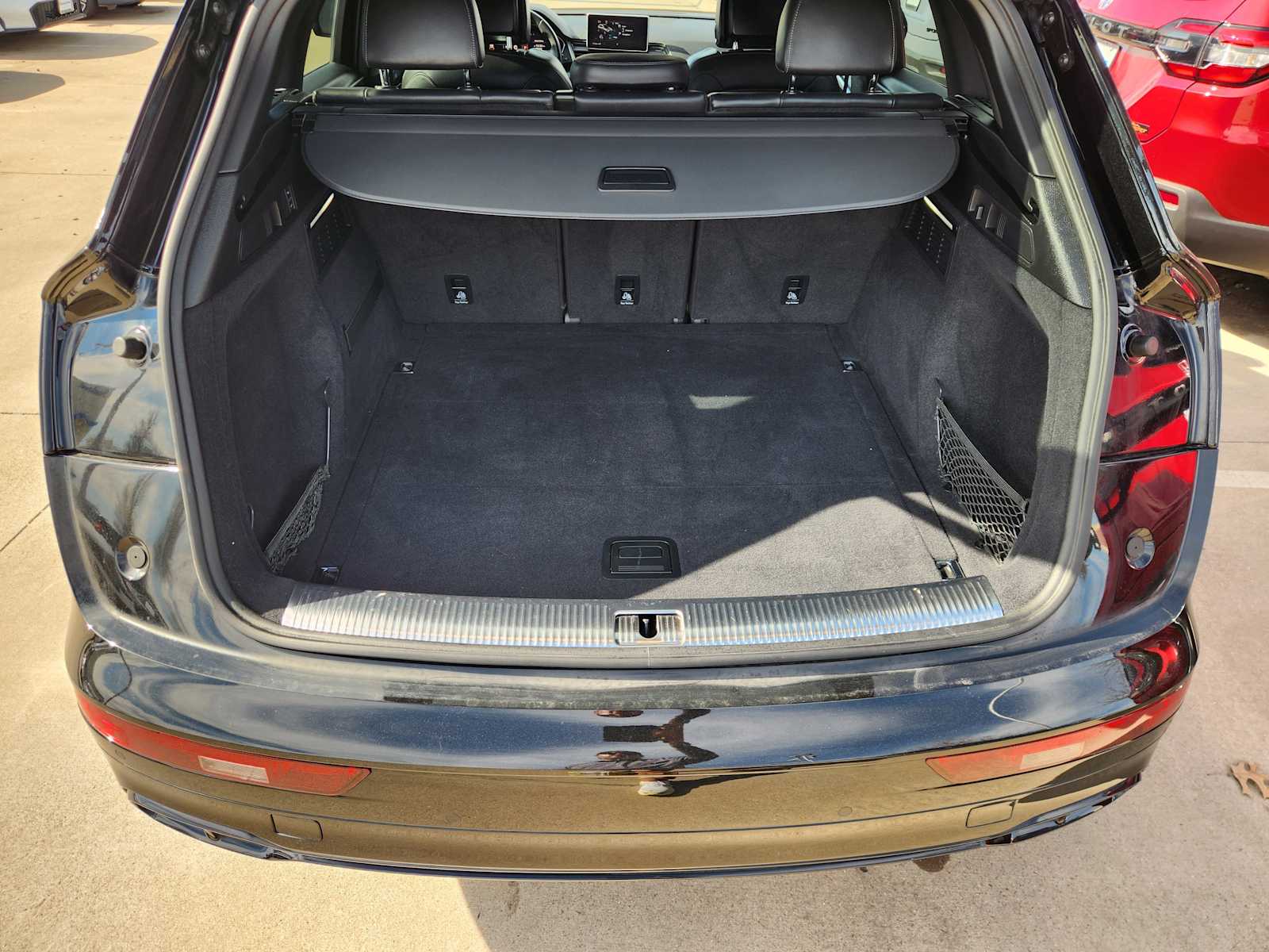 Thumbnail: 2020 Audi SQ5 - 19