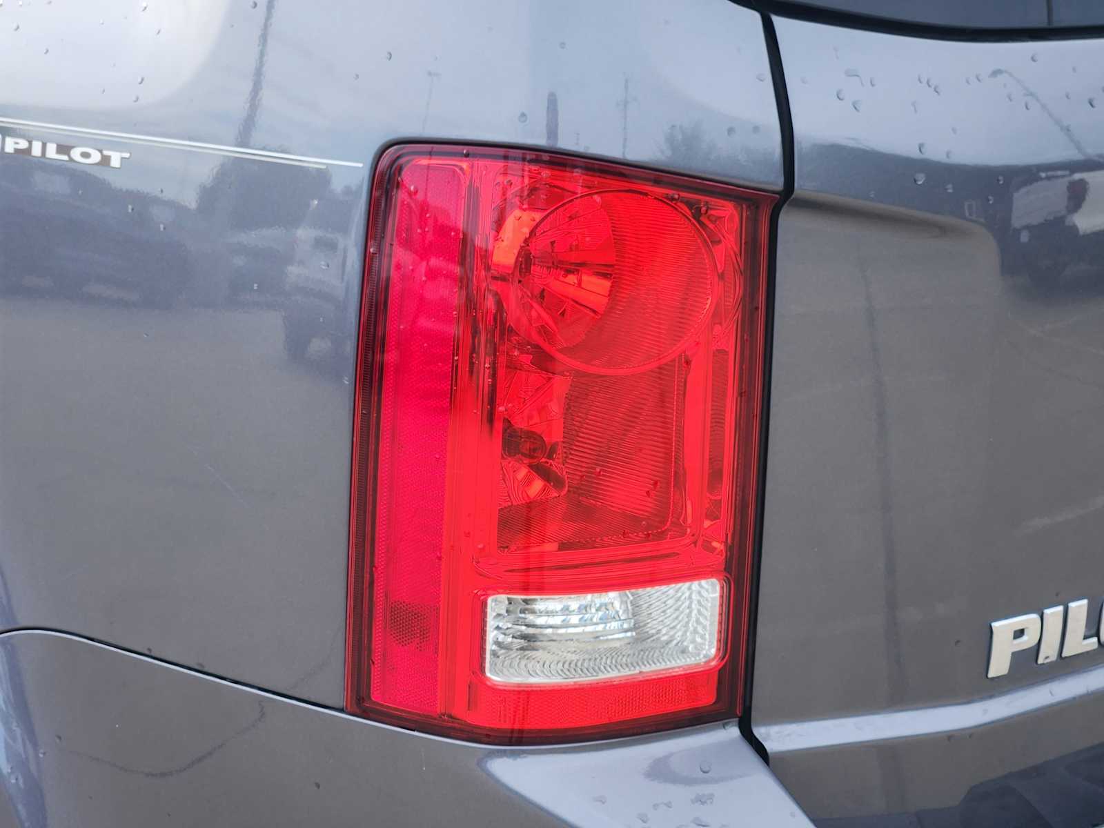 Thumbnail: 2015 Honda Pilot - 12