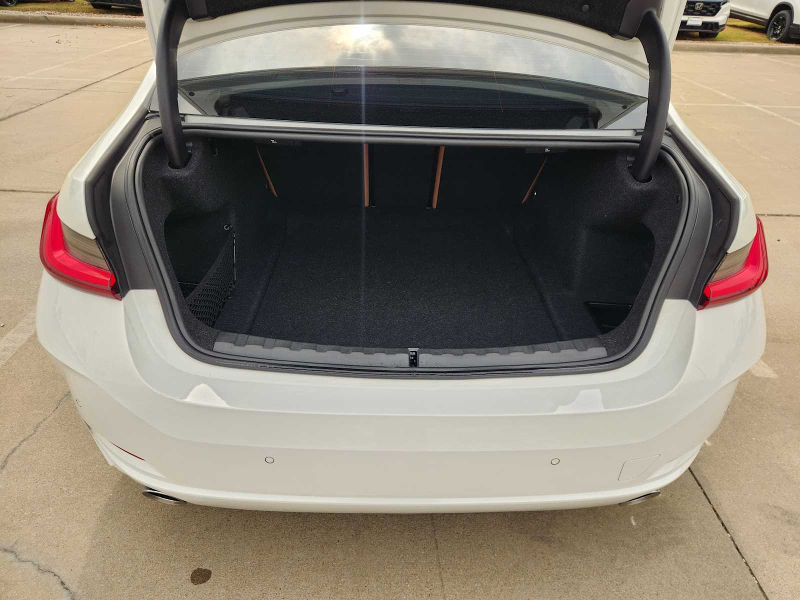 Thumbnail: 2025 BMW 3 Series - 19