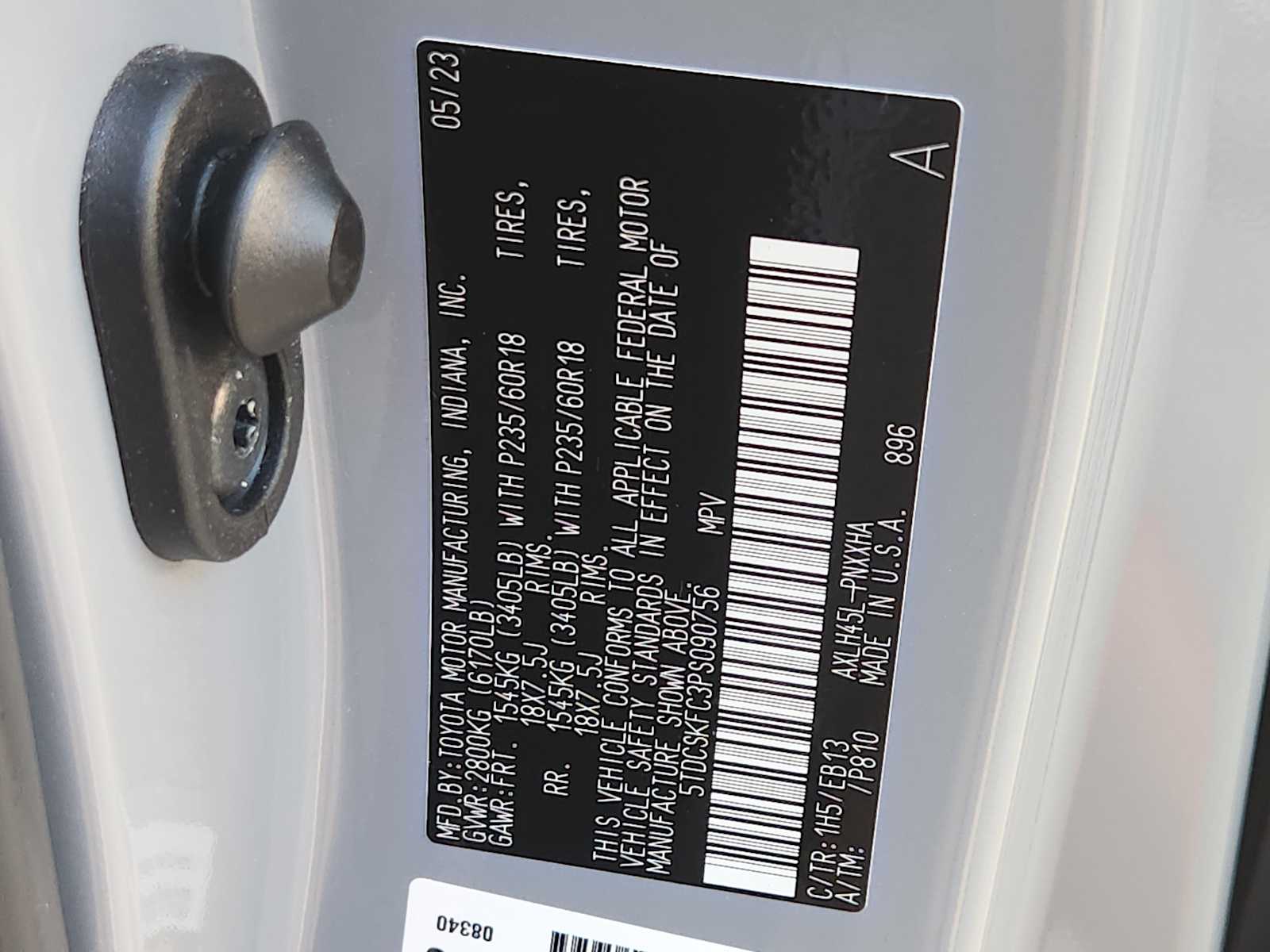 Thumbnail: 2023 Toyota Sienna - 21