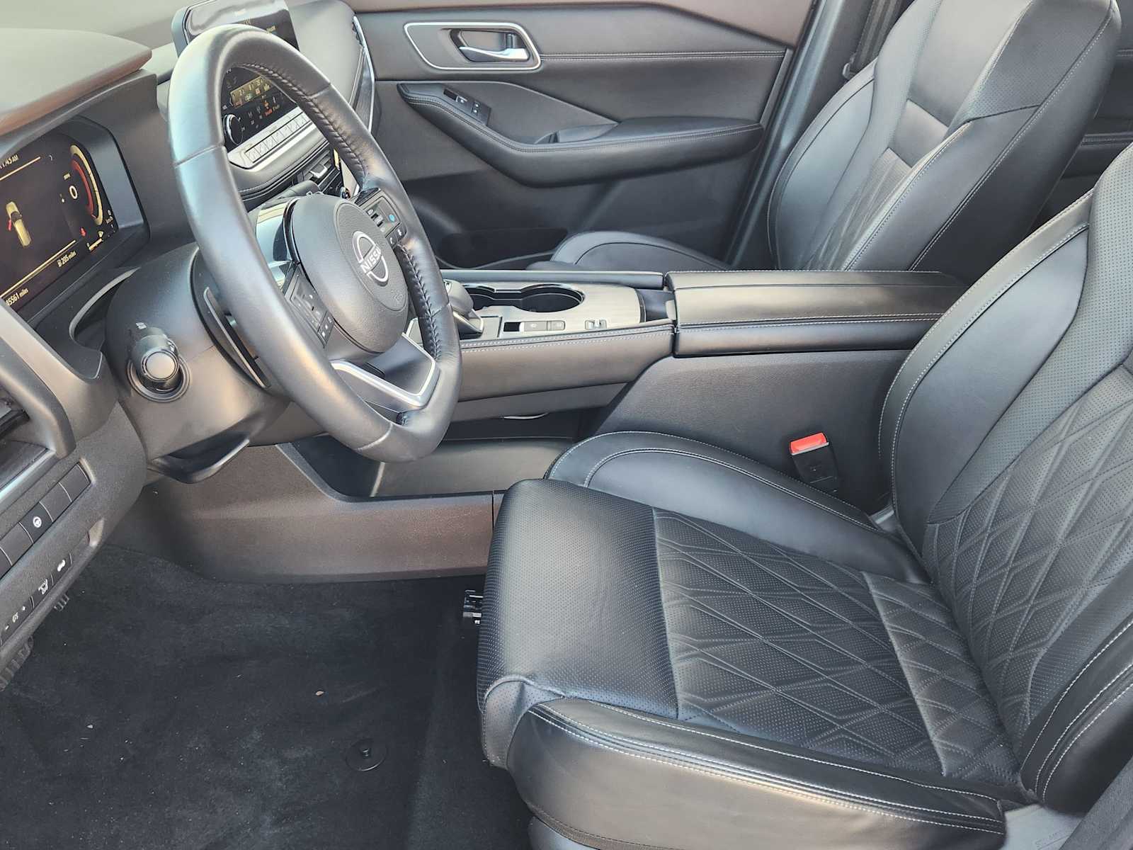 Thumbnail: 2023 Nissan Rogue - 10