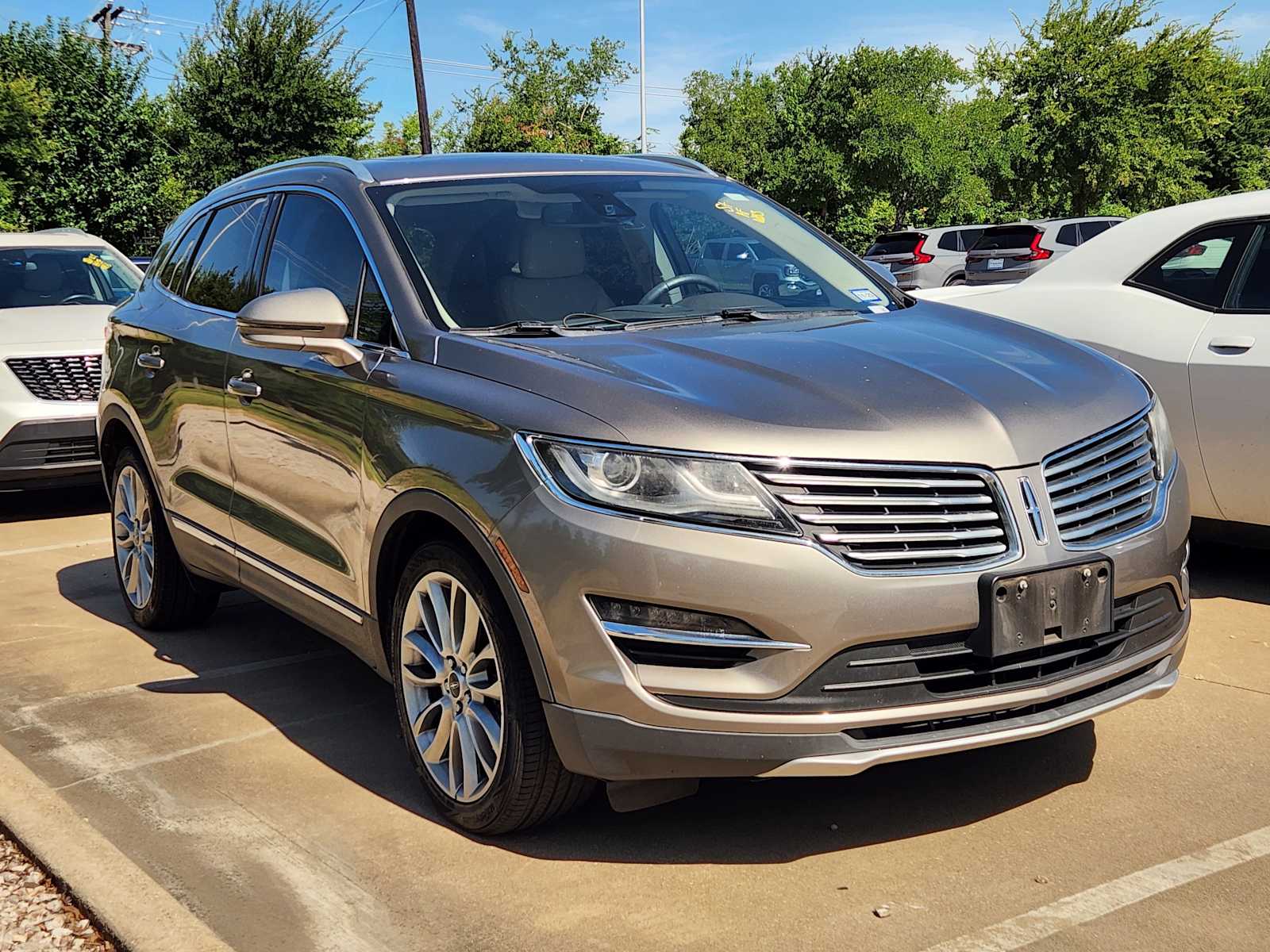 Thumbnail: 2017 Lincoln MKC - 3