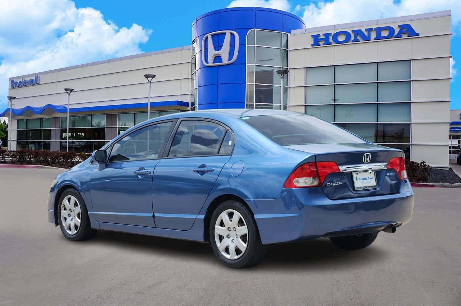 Thumbnail: 2011 Honda Civic - 4