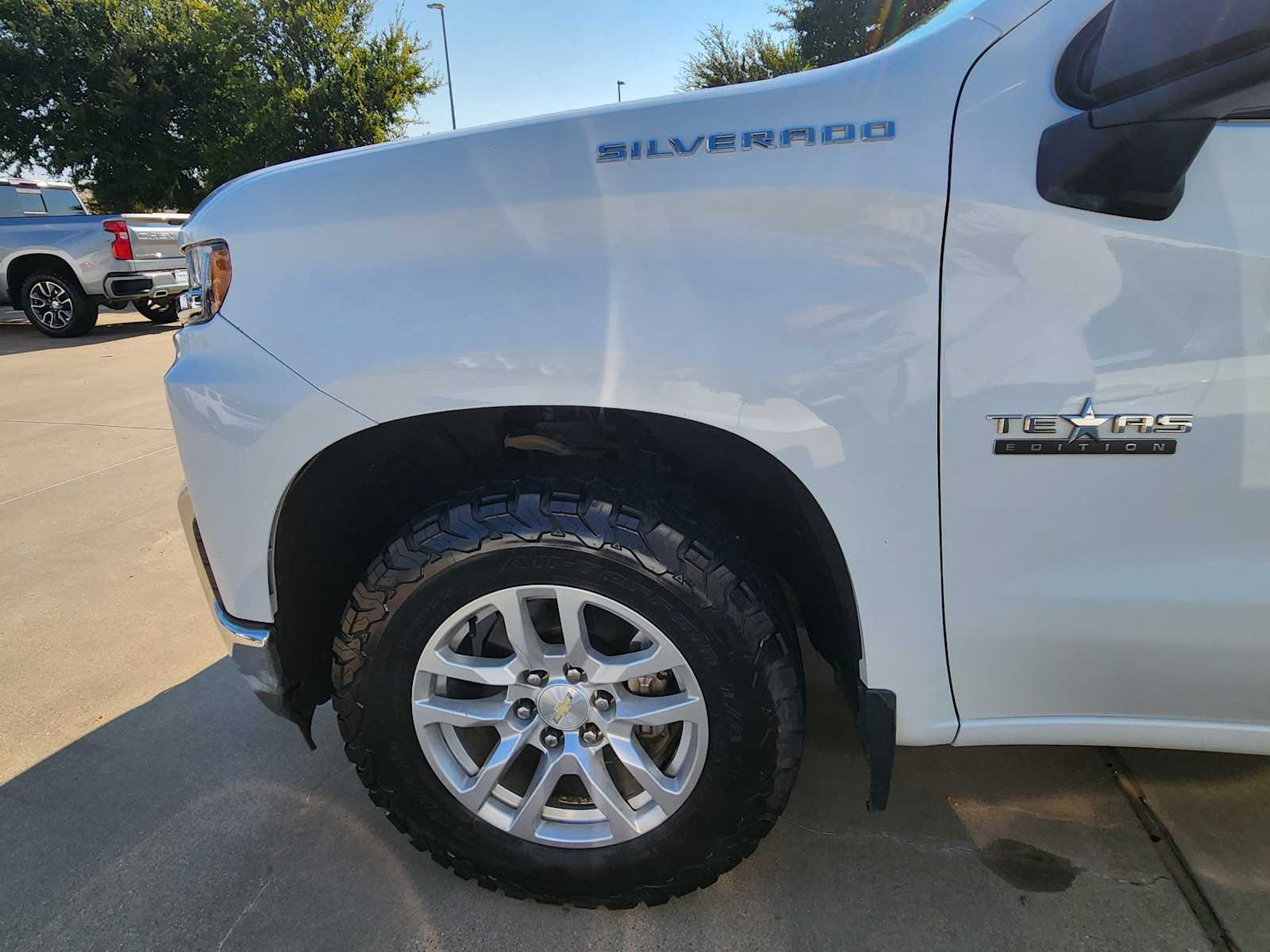 Thumbnail: 2020 Chevrolet Silverado 1500 - 10