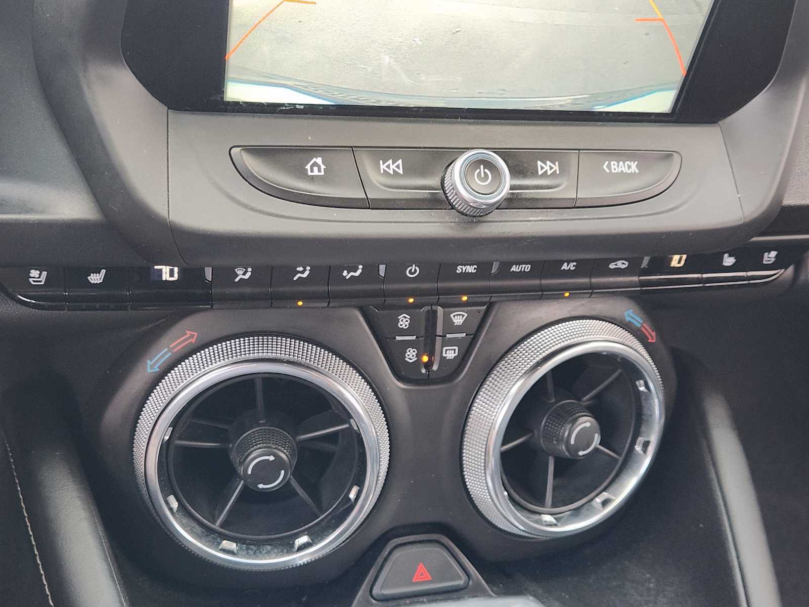 Thumbnail: 2016 Chevrolet Camaro - 25