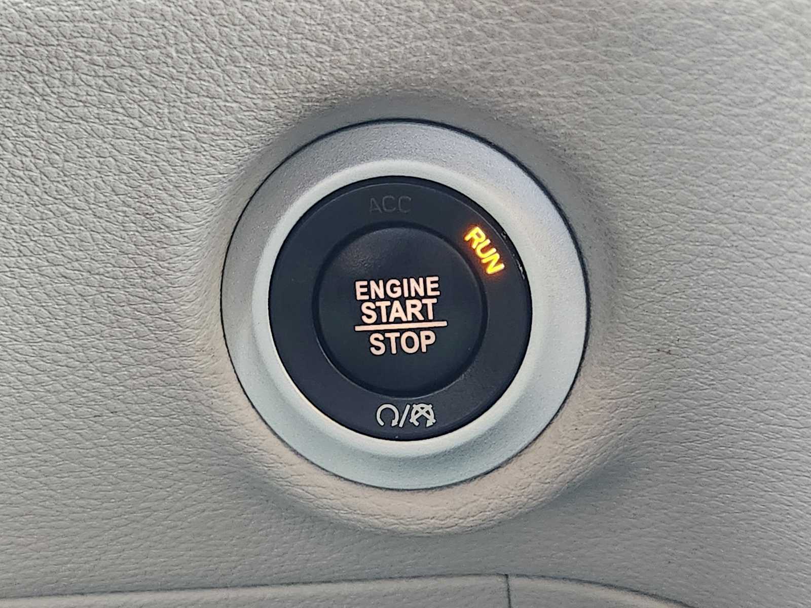 Thumbnail: 2022 Chrysler Pacifica - 29