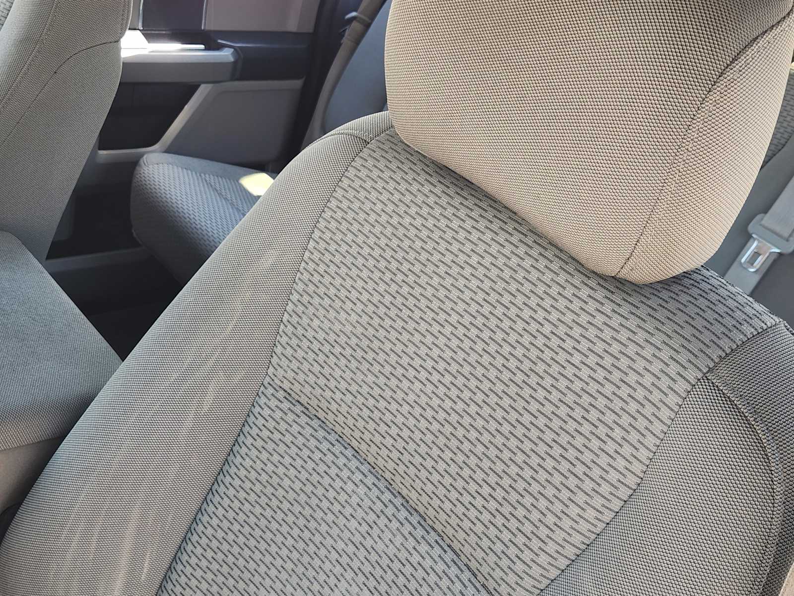 Thumbnail: 2017 Ford F-150 - 24