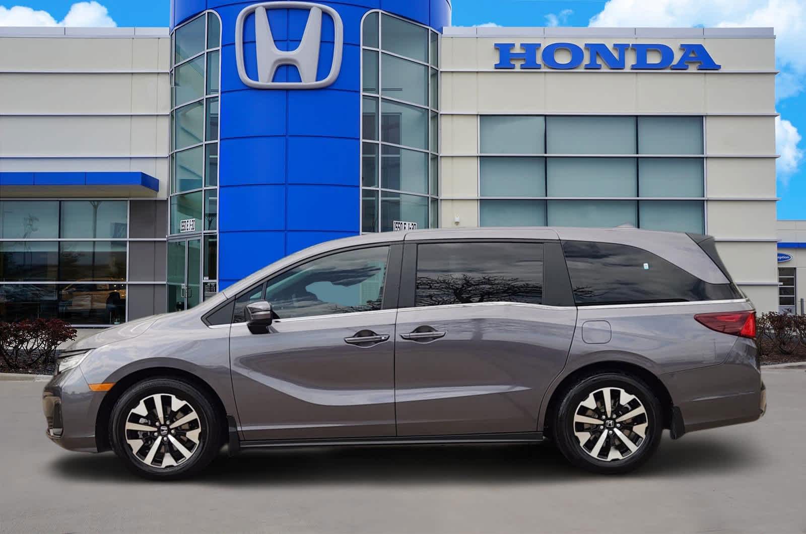 Thumbnail: 2026 Honda Odyssey - 3